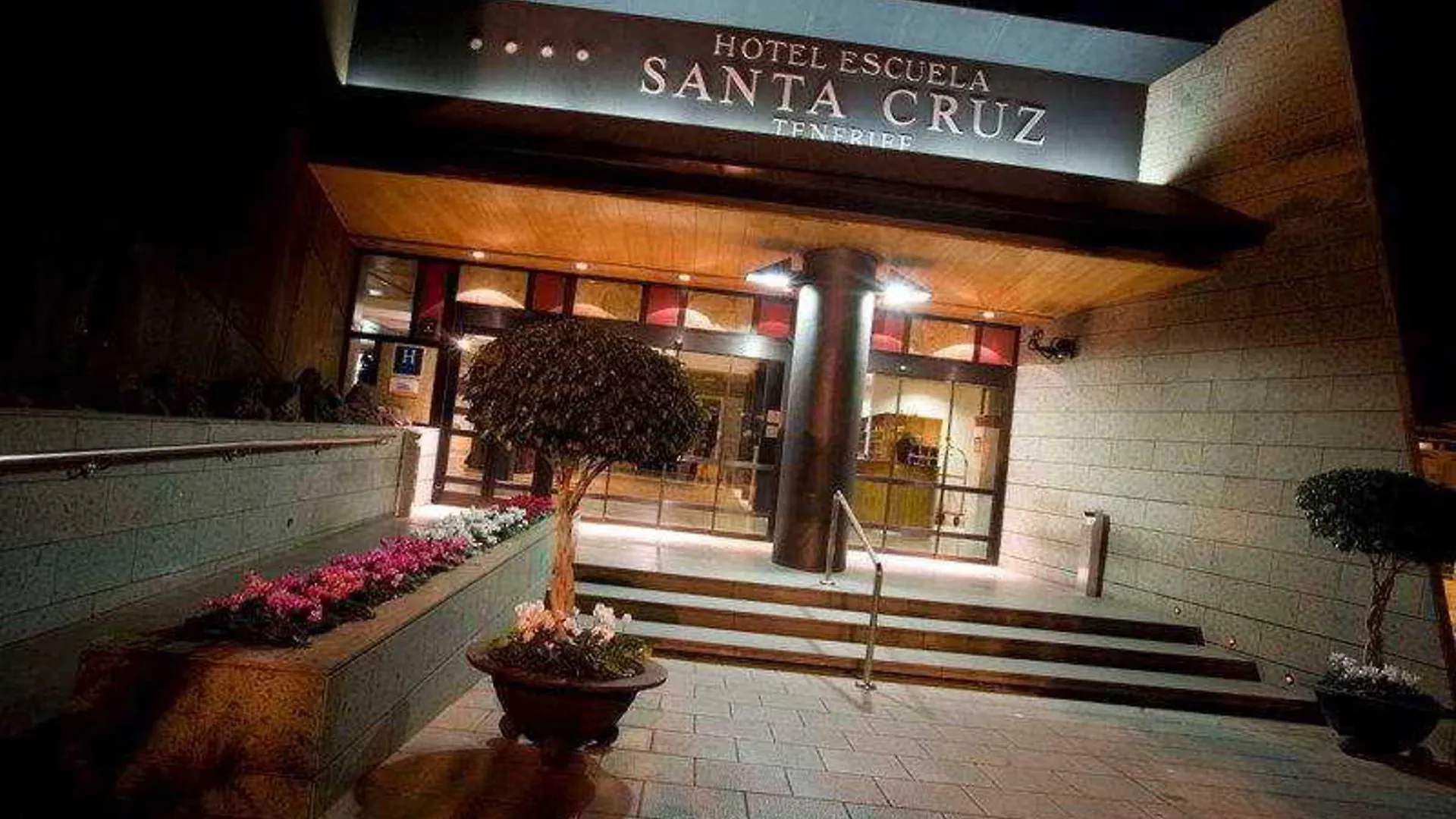 Hotel Escuela Santa Cruz