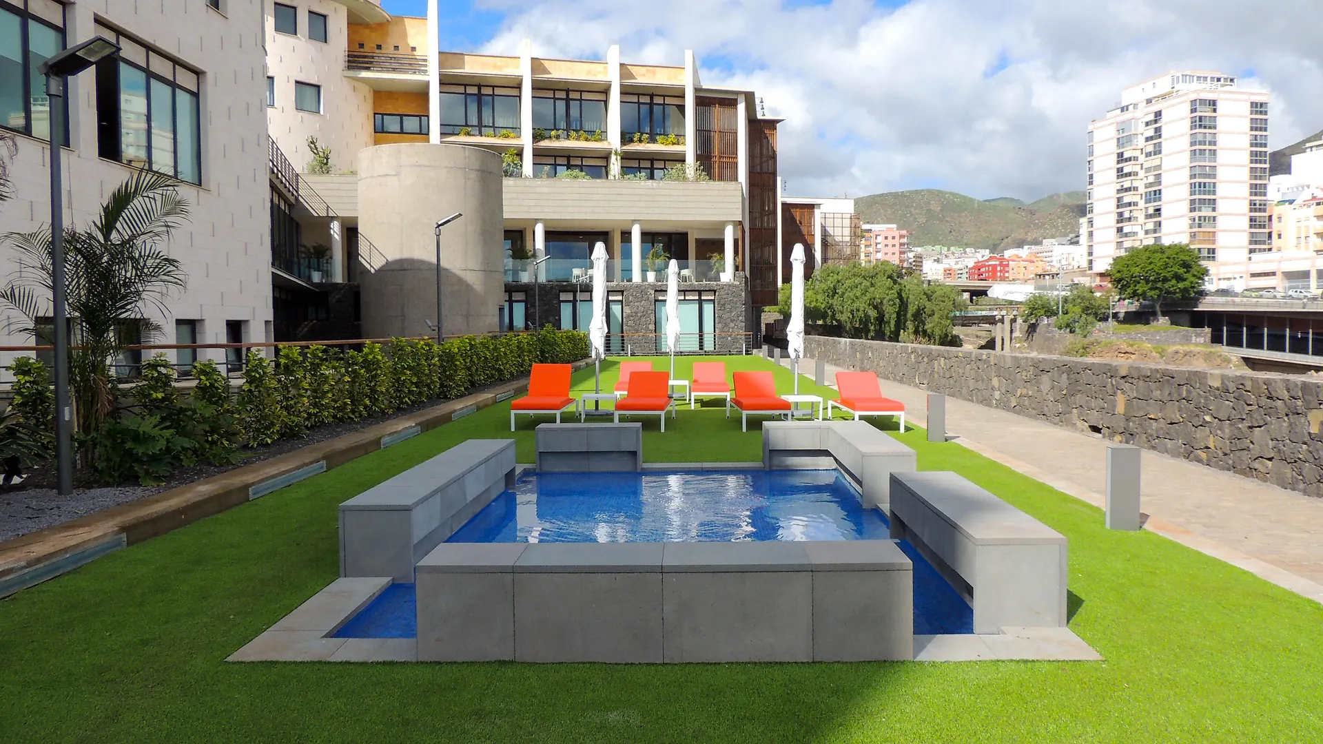 Hotel Escuela Santa Cruz  Santa Cruz de Tenerife