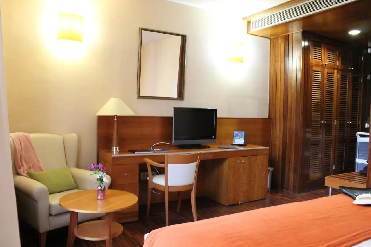 Hotel Escuela Santa Cruz  Santa Cruz de Tenerife