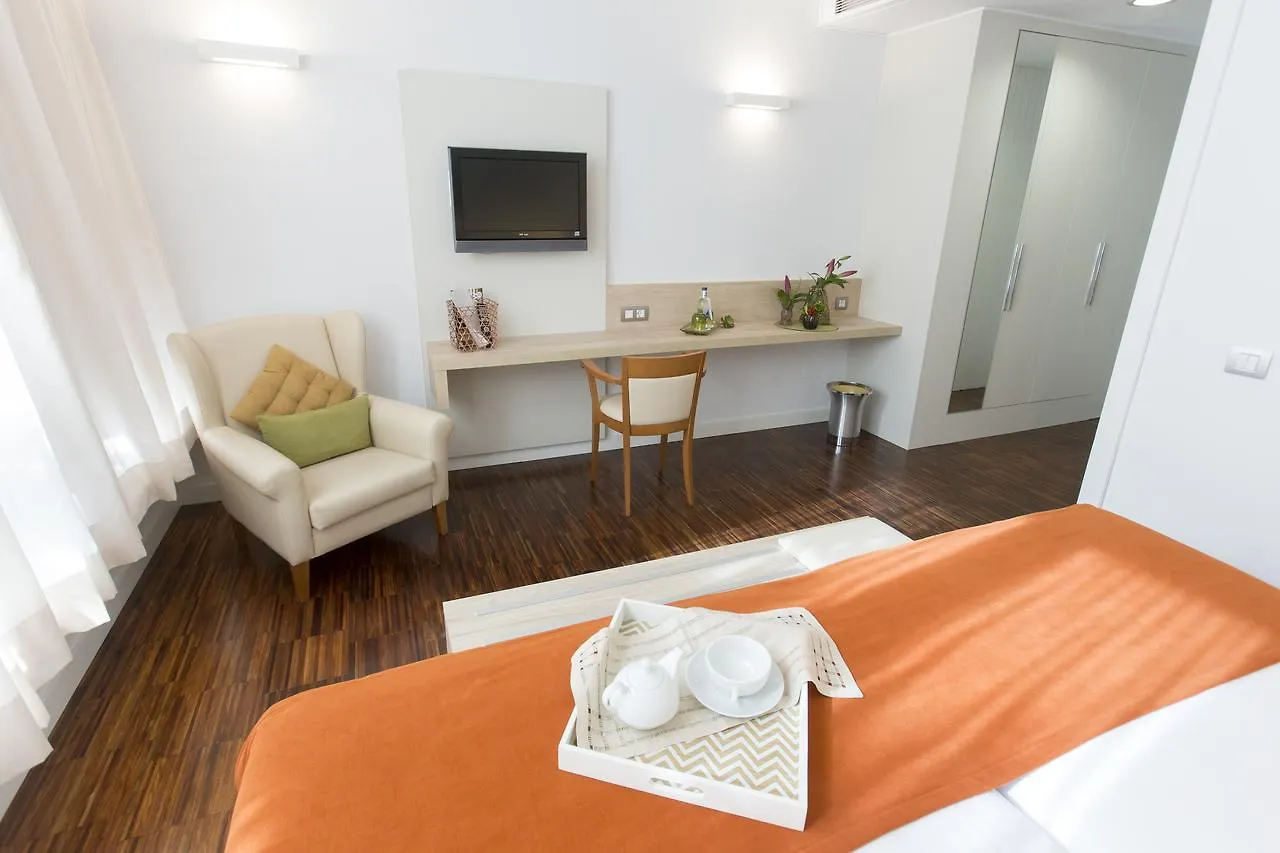 Hotel Escuela Santa Cruz Spain